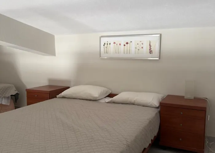 公寓 Seaviewloft Ofrínion